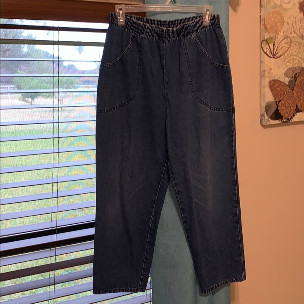 Blue denim ankle length pants